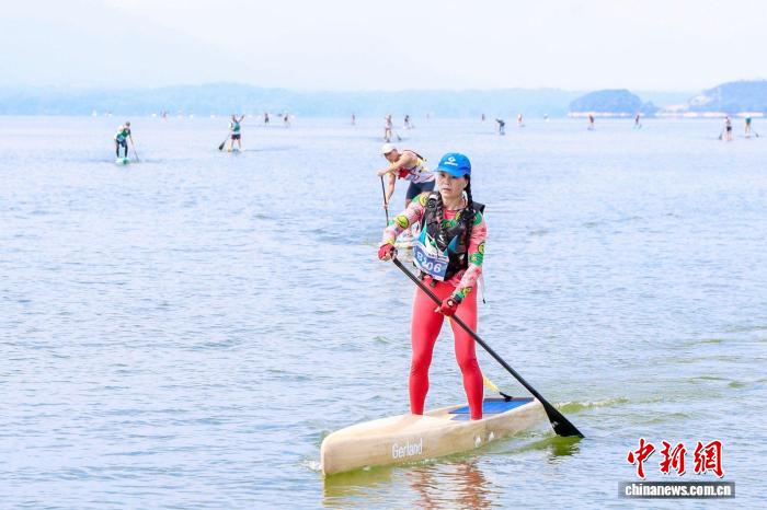 庐山西海站正式开启2025中国桨板俱乐部联赛，山
