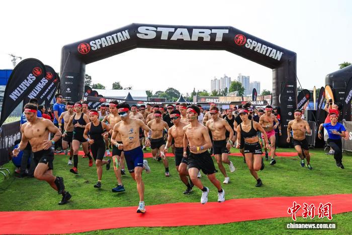 2025斯巴达勇士赛成都站开赛 超级赛首秀川渝近