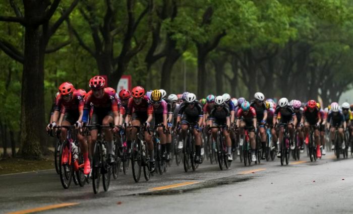 米琳·德索特夺得环崇明岛女子公路世巡赛崇西赛