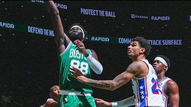 76人客场复仇凯尔特人总比分扳平1比1