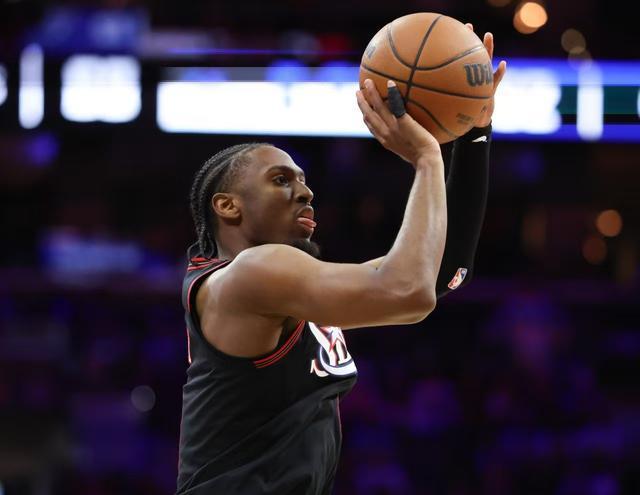 76人客场复仇凯尔特人总比分扳平1比1