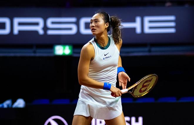 郑钦文伤退退出斯图加特赛 红土首秀再遭推迟